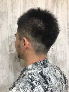 リリー シンジュク(Lilly) 【Lilly新宿】刈上げ爽やかメンズカット