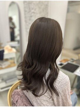 リル(re'll) 【花屋併設】マジックレイヤー［酸性ストレート/ヘアセット］