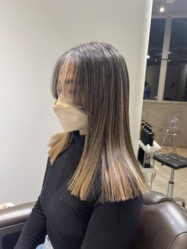 ロエ(loe) 地毛も白髪もそのままに活かしてぼかす地毛ハイライト！