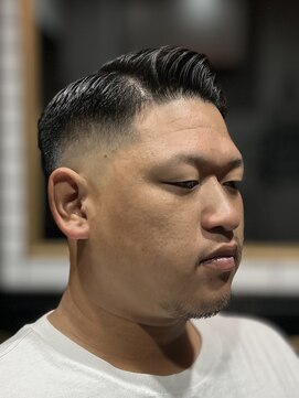 オトコデザイン(OTOKO DESIGN) 7:3パート　フェード　メンズ