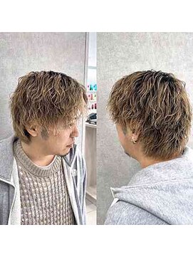 アッシュ 高幡不動店(Ash) 襟足ありセンターパートツイスト