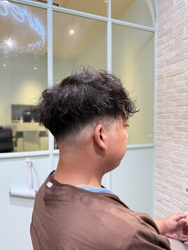 アレアル 広島並木通り店(ALEAR) フェードカット/ツイストスパイラル