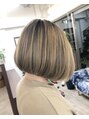 オリオリ(oli-oli) おすすめの明るい白髪ぼかしカラー。染める回数が減らせます！