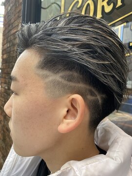 フォーコーナーズ(Four Corners) バリカンアート