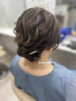 サクララ(Sakura la) シニヨン／結婚式／お呼ばれヘア／二次会へア／ミディアム