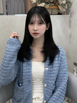 ラルム 新宿(LARME SHINJUKU) 韓国式レイヤーカット×地毛風ブルーブラック