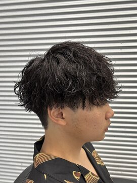 ガオプロデュースバイレボ(gao produced by revo) 波巻きパーマ波打ち波巻きスパイラル無造作パーマ刈り上げ眉柏駅