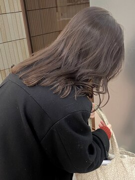 パークレーン アイス イヴェン(park lane ICI yeven) ブリーチなし切りっぱなしボブミディアムレイヤーボブ秋カラー