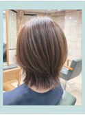 大人女性に似合うウルフカット◆ミディアムレイヤー