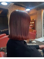 錦糸町 美容室 ラウンズ(Rounds)&nbsp;切りっぱボブ×チェリーレッドで、ツヤと色気のある秋冬スタイル