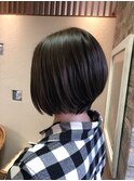 ショートボブ