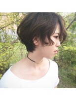 ツクル(TSUKURU) カジュアルウェーブショート×斜めうざバング×ベージュカラー