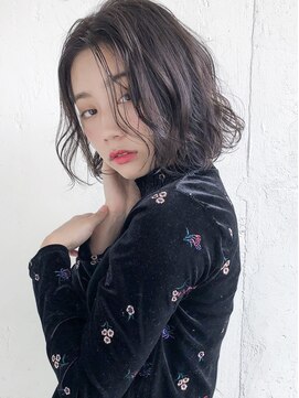 ルティア(Lutia) 切りっぱなし 黒髪 大人かわいい！