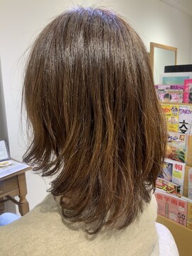 ユーネリー(U-NERY) ミディアムスタイル