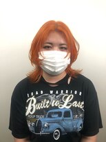 オンザ(ONTHE)&nbsp;ビビットオレンジ　ウルフカット　レイヤーカット