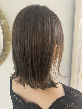 インビテーション(invitation) 切りっぱなしボブ◎ラベンダーアッシュカラー