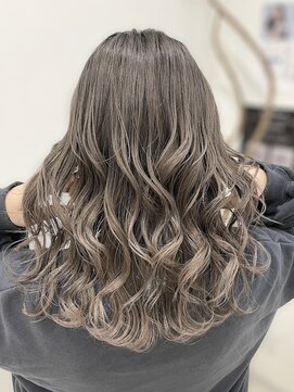 ベルバイグレイス(BELLE by grace) シャドウルーツグレージュ