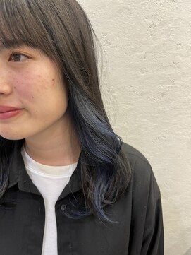 ブレンドバイハピネス(Blend by happiness) インナー/ブルー/イヤリングカラー/髪質改善