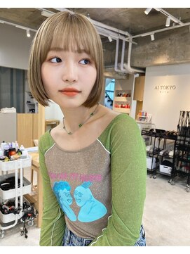 アイトーキョーエス 渋谷(AI TOKYO S) 斜めバング/シルキーベージュ/ブラントカット[渋谷駅]