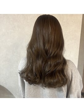 シアン(CYAN) オリーブベージュ