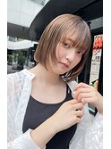 大人可愛い切りっぱなしひし形レイヤーカットモカベージュ
