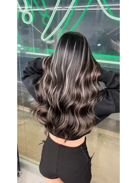 キング 高槻(K!ng) 縮毛矯正髪質改善ハイライトレイヤーカット高槻美容室エクステ