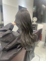 エイム(AiM)&nbsp;レイヤーカット×オリーブベージュ