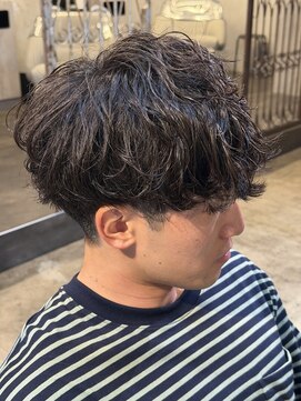 ルーメン 岐阜(ROOO MEN) メンズカットマッシュツーブロックスパイラルシャドウパーマ