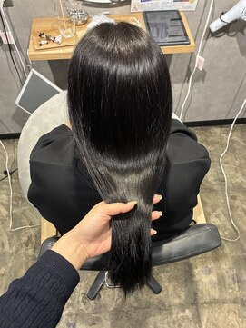 メゾンウィット(Maison Wit) ストレートパーマ