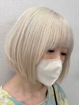 ロウル 池袋(LOWRL)&nbsp;白っぽく。でも柔らかい　"ホワイトベージュ"