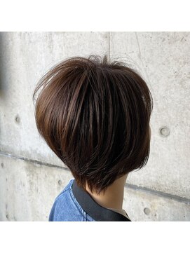 ユニーク ヘアサロン(Unique Hair Salon) 大人ショート