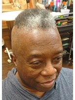 カットハウスリバー(CUT HOUSE River)&nbsp;うちのバリカンは0.3ｍｍまでです。