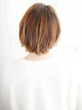 ヘアメイク ナル(hair make nalu) ふんわり外ハネバルーンボブ