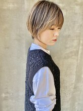 スニップ(Snip) 丸みとくびれ◎バレイヤージュ小顔ショートボブ　10代20代30代