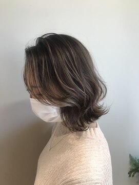 ユミリーバイルコル(umily by RuCOR.) 美髪大人ハイライト/ラベンダーグレージュ/くびれミディ