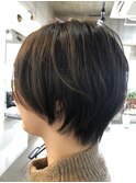 ショートボブ