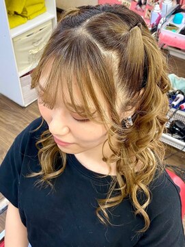 アップスニニー(up's niny) 人気の￥1650シンプルメニュー『両サイドねじり上げツイン風♪』