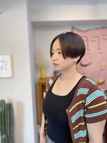 アンドチル 渋谷(AND CHILL)&nbsp;モードショート/センターパート/大人ショート　渋谷　美容院