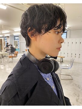 トゥーグッド(too good) マッシュショートのパーマスタイル。