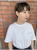 20代30代小顔マッシュショートアッシュベージュ
