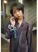 グリーンカーキハイトーンケアブリーチレディースショート