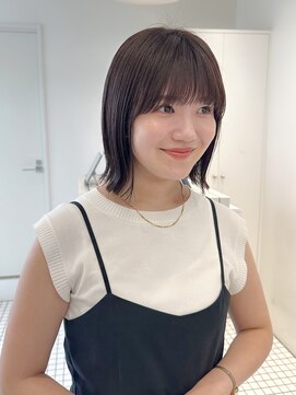 ノーヴァン デフォーム(NOVAN DEFORM) 外ハネボブ・ストレートボブ