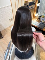 ネオリーブ チロル 横浜西口店(Neolive CiroL.)&nbsp;黒髪ロング縮毛矯正グレージュ小顔レイヤーカット【横浜】