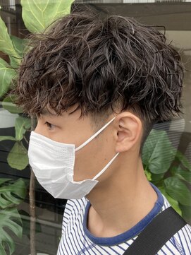 キングオブヘアバイノイズアンドフィフス 京都駅前店(KING of hair by NOISM&fifth) 京都五条ツイストスパイラルパーマツイストパーマセンターパート