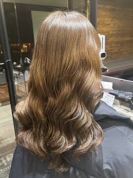 アメリ バイ アピッシュ(Amelie by apish) コテ巻き風パーマ韓国風パーマロングパーマ前髪パーマ