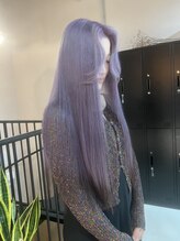 【色落ちまで計算】日常に溶け込む、品のある「大人可愛い」デザインカラー。