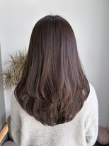 グランアディクト(Gran addict)&nbsp;セミロングレイヤー×シークレットハイライト×グレージュ