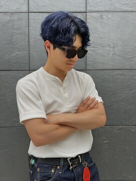 ルィ 名古屋栄(llwy) ネイビーブルー