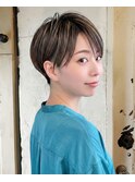 トレンド感◎ハイライトベリーショート