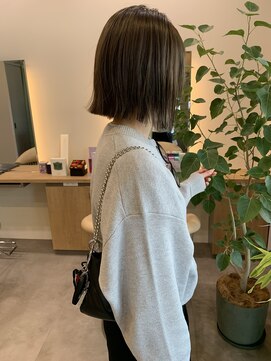 コンネ(CONNE.) ラインカット&オリーブグレージュ&髪質改善トリートメント